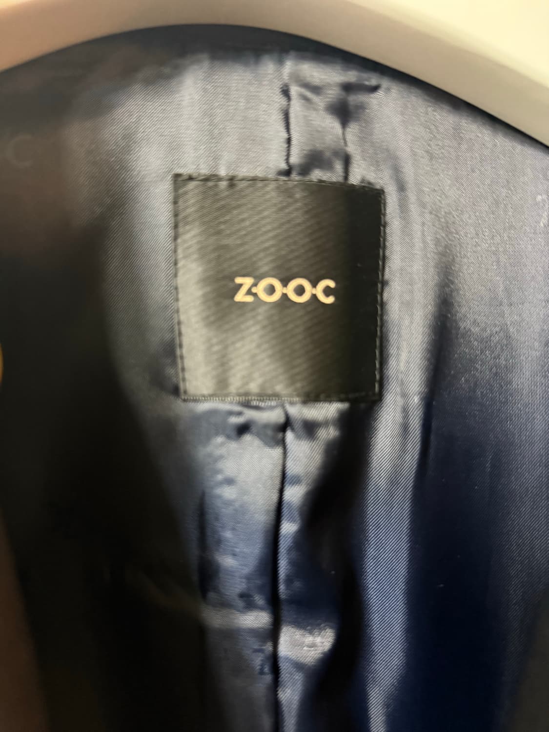 ZOOC 블랙 트렌치코트 상품이미지3