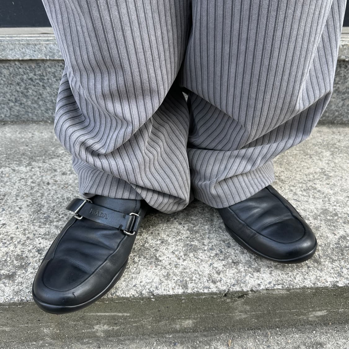 00s 레어 블랙 프라다 스포츠 버클 로퍼 상품이미지9