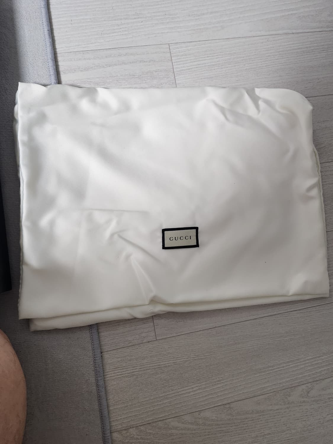 구찌 쿠리에 클러치 상품이미지10