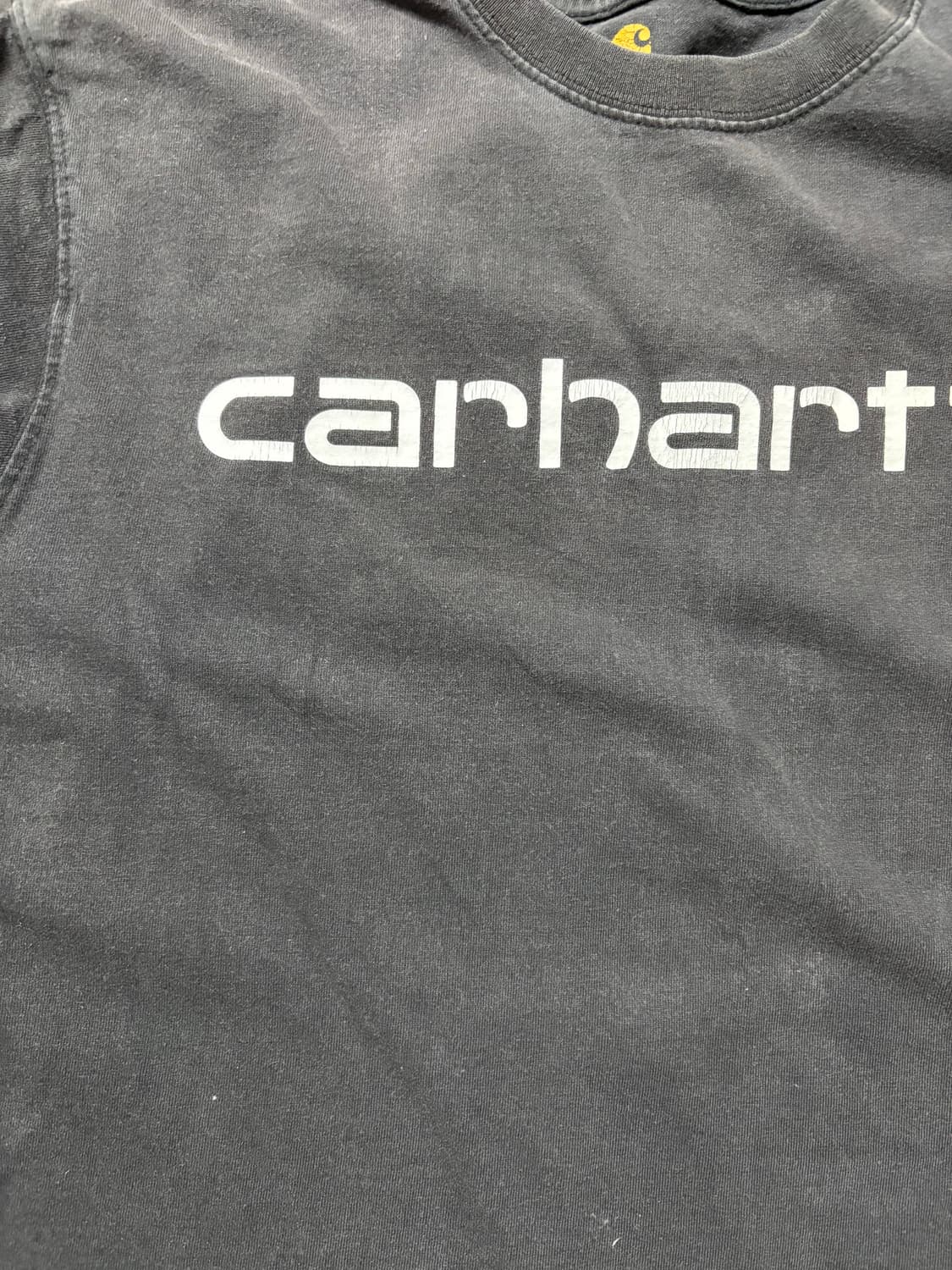 칼하트 차콜 반팔 상품이미지2