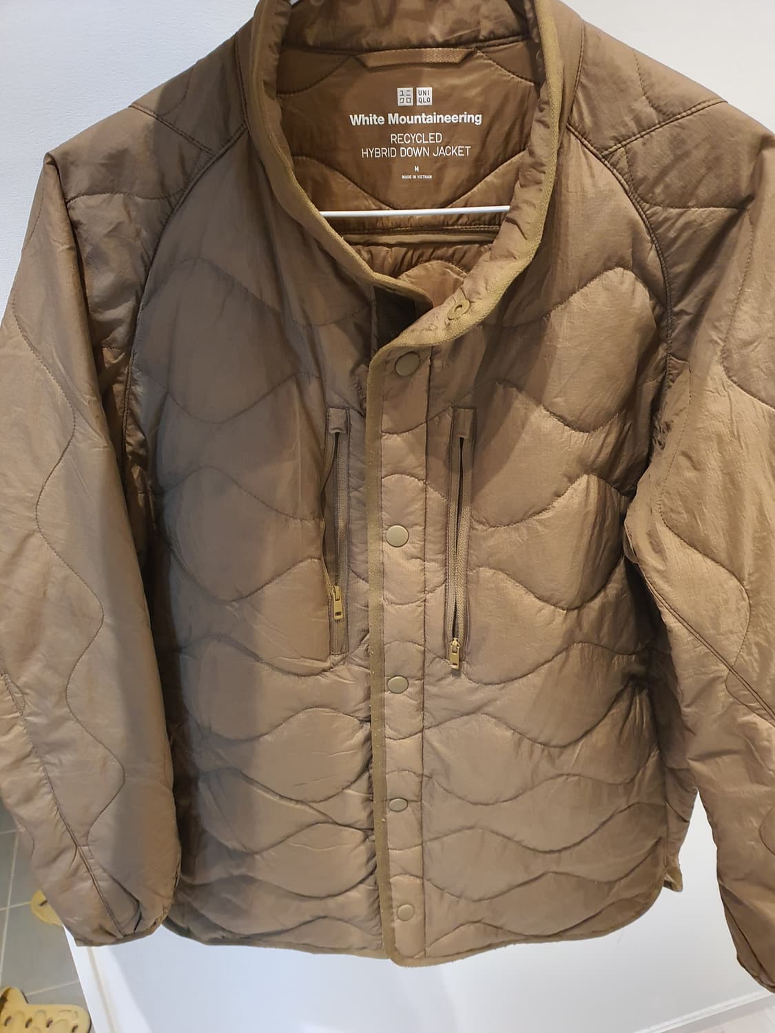 유니클로 화이트 마운티니어링 상품이미지1