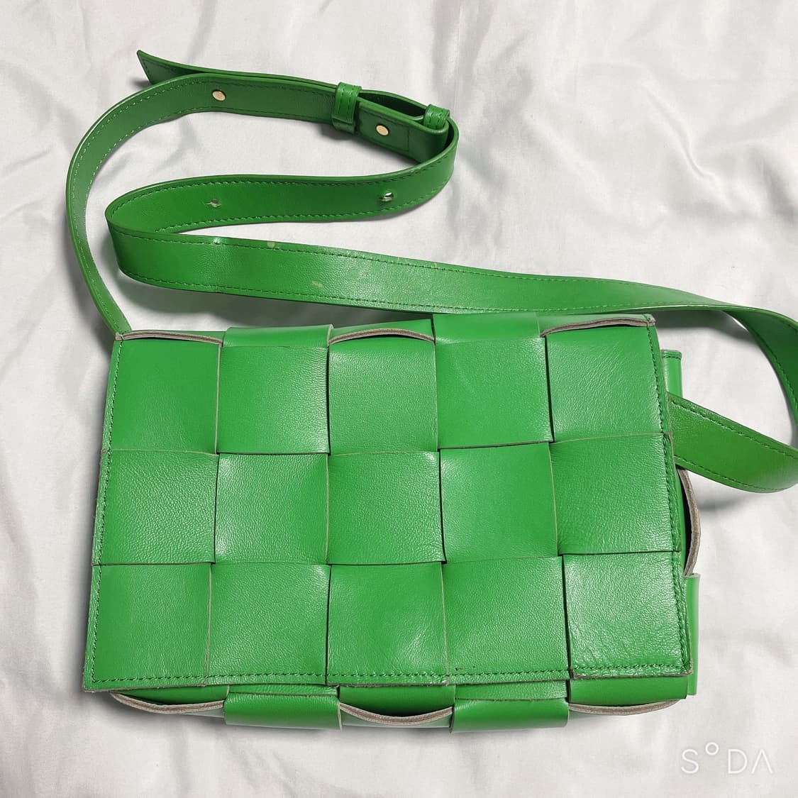 보테가베네타 카세트백 그린 상품이미지1