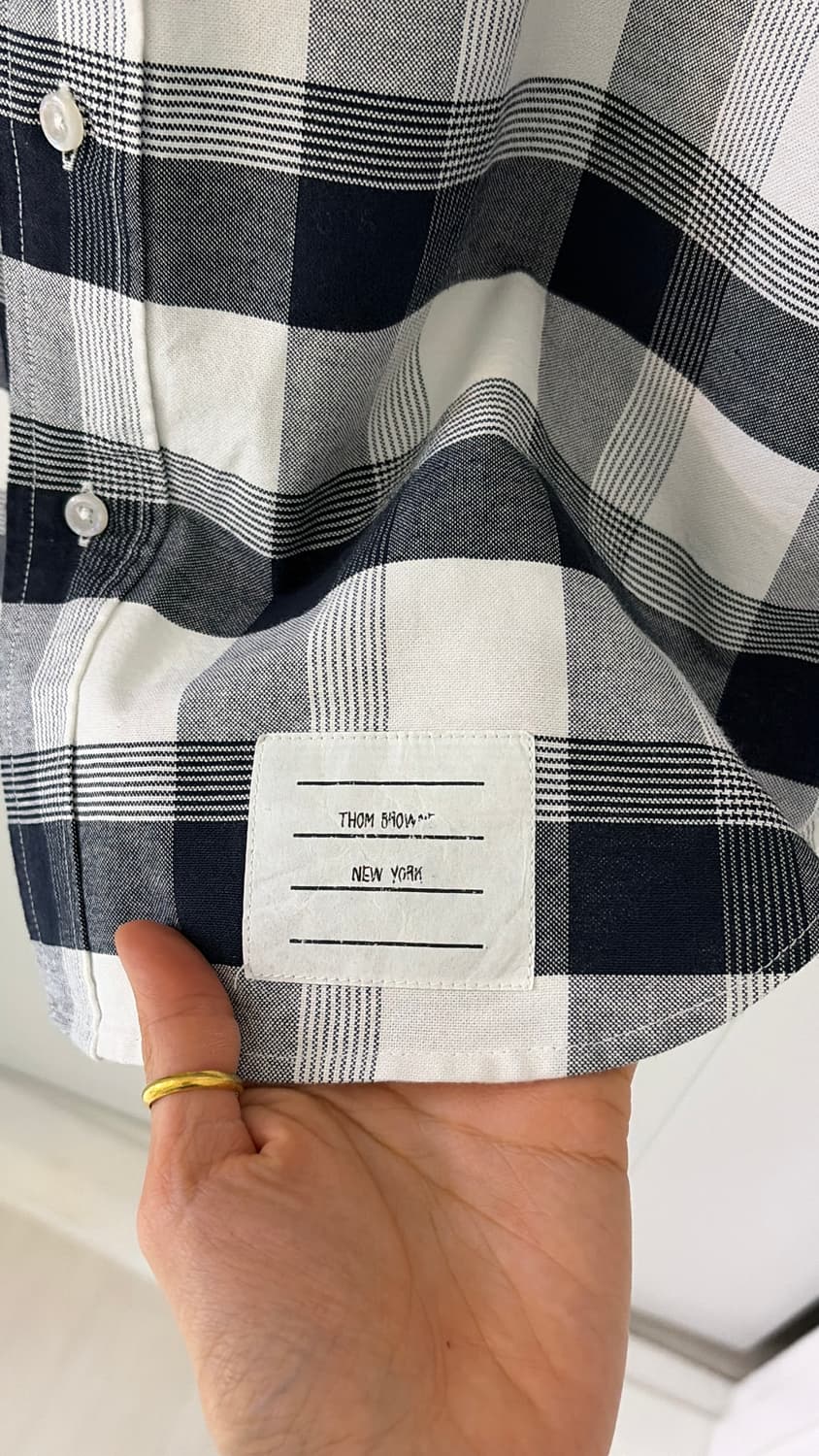  톰브라운 4선완장 옥스퍼드셔츠 한정판 3사이즈 (100사이즈) 정품  상품이미지2
