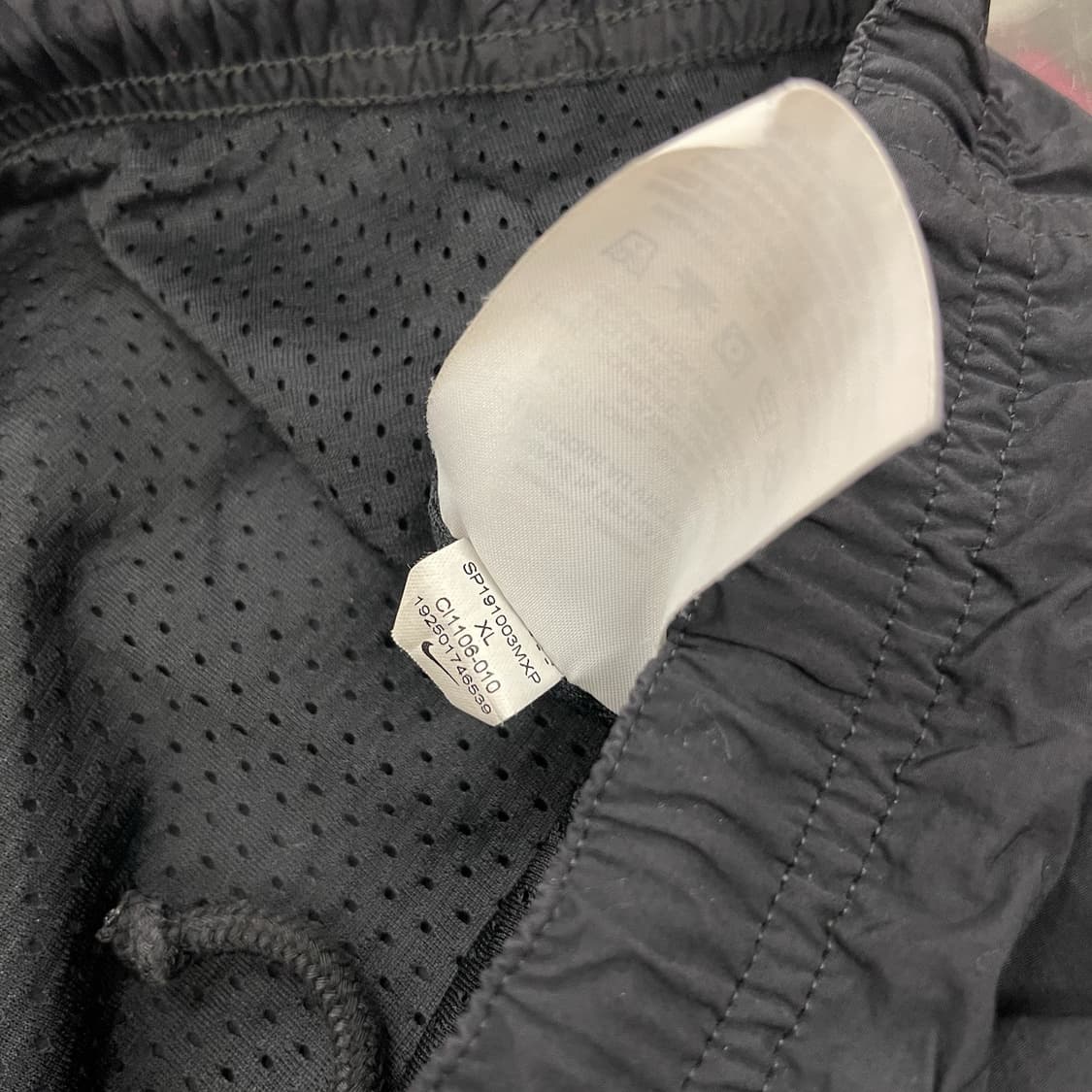 19SS 슈프림 x 나이키 웜업 팬츠 실버 상품이미지4