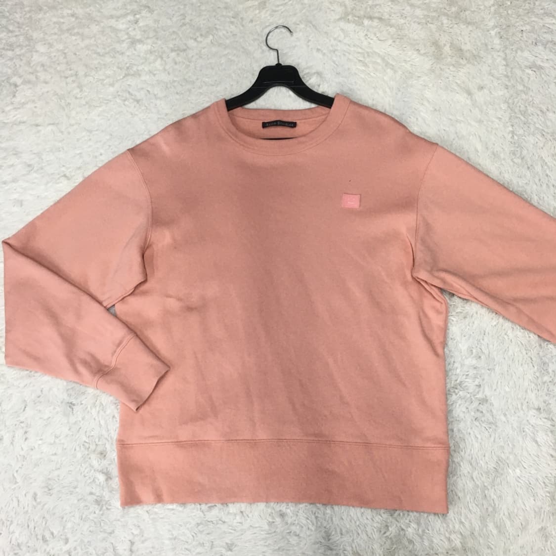 아크네스튜디오 포바 맨투맨 DD06 상품이미지1