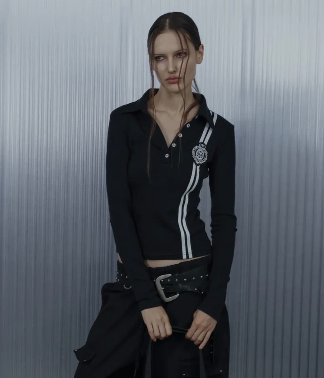 셋업이엑스이 와펜 라인 칼라 티 블랙 상품이미지2