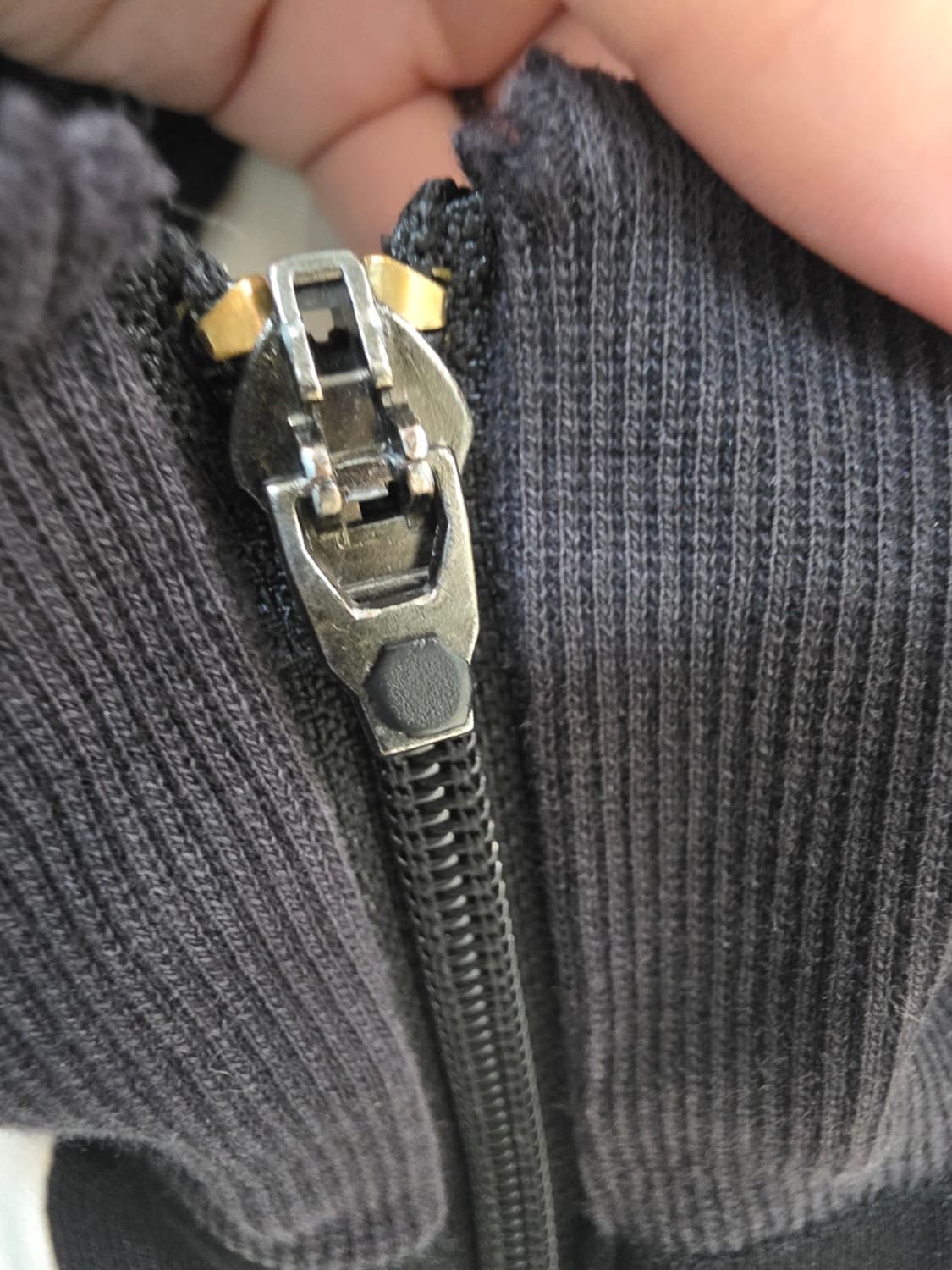 아디다스 뉴캐슬 트레이닝탑 져지 흰검 상품이미지8