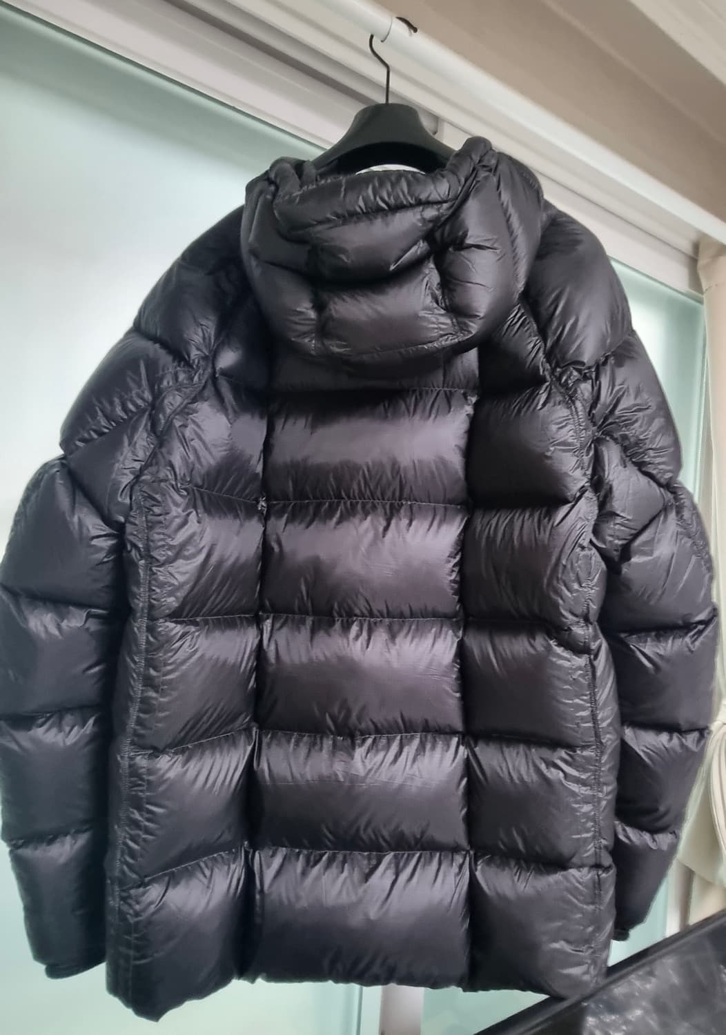 XXXL CP 컴퍼니 dd 쉘 후드 미디엄 다운 자켓 블랙 24FW 상품이미지3