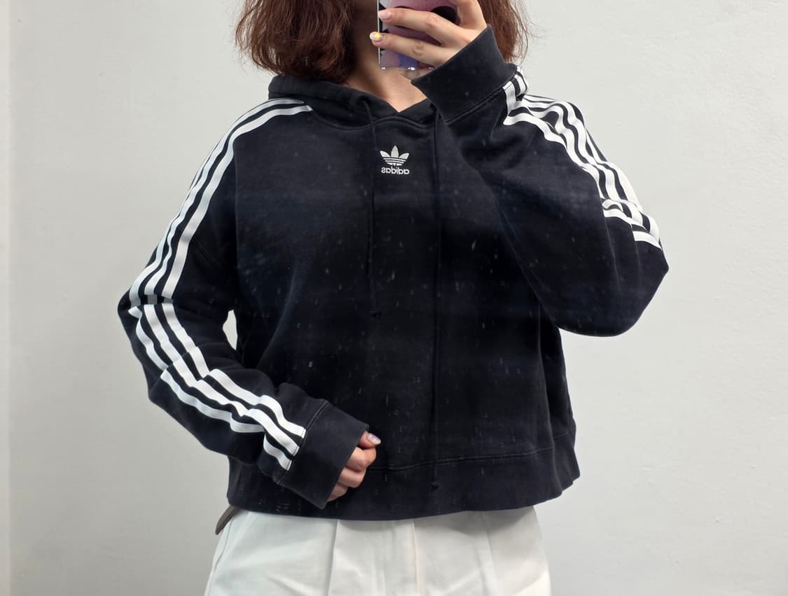 [프립]S/아디다스 불꽃 크롭 후드티 블랙 상품이미지1