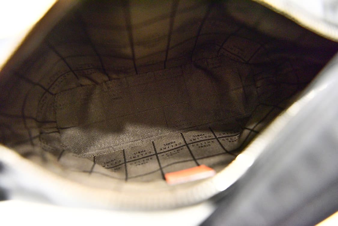 셀린느 레더 숄더백(정품) 상품이미지8