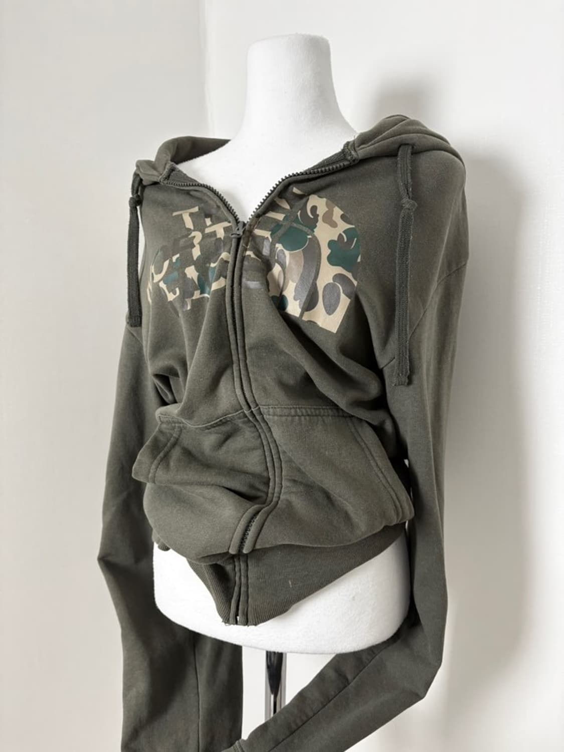 노스페이스 카고 카키 후드집업 상품이미지1