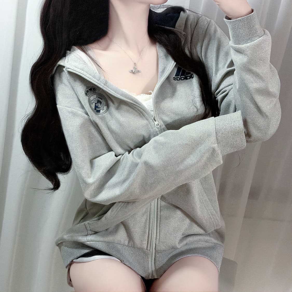 🐰아디다스 레알 마드리드 그레이 유일 매물 후드집업🪽 상품이미지4