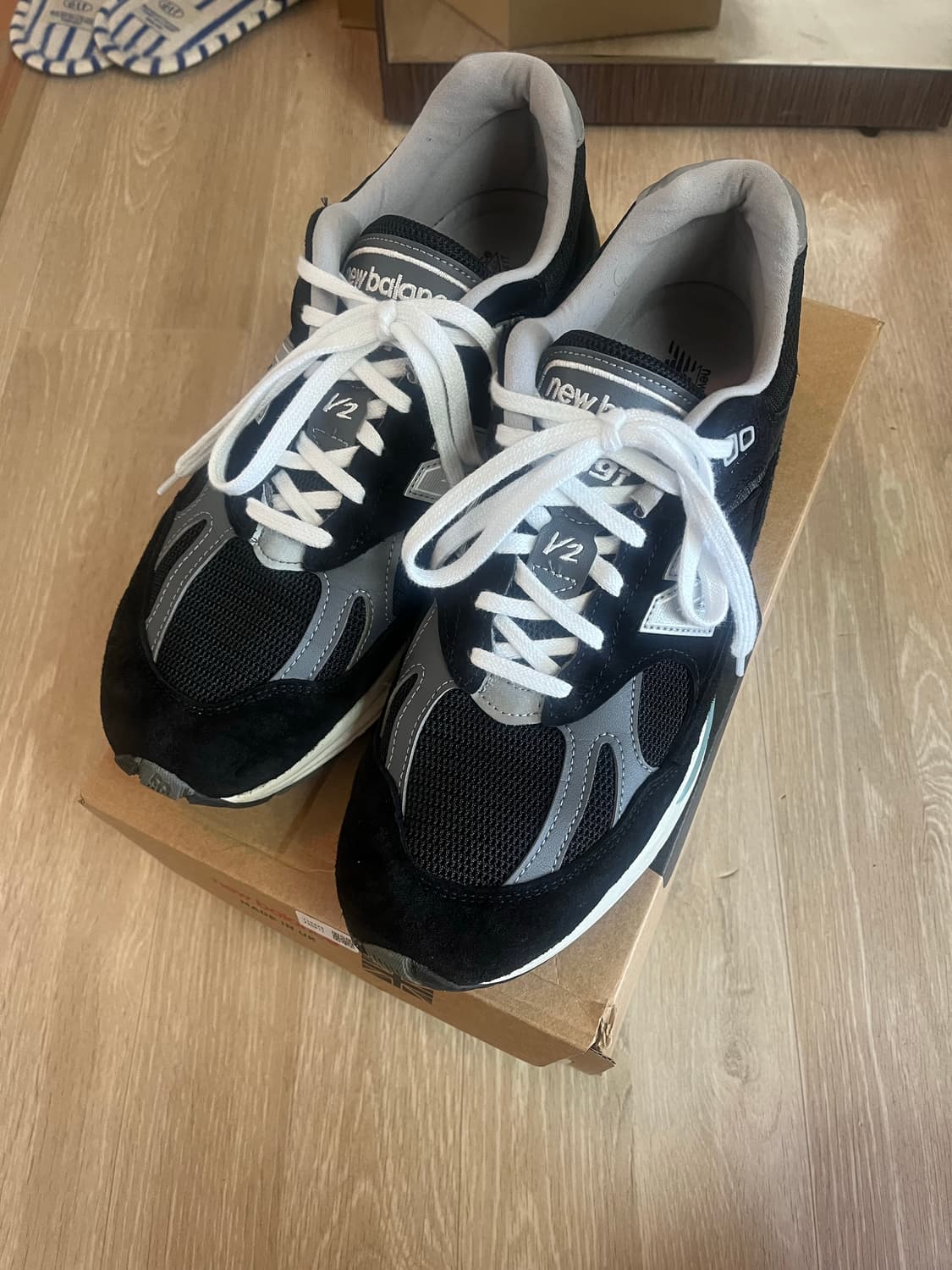 뉴발란스 991v2 블랙 285 상품이미지1