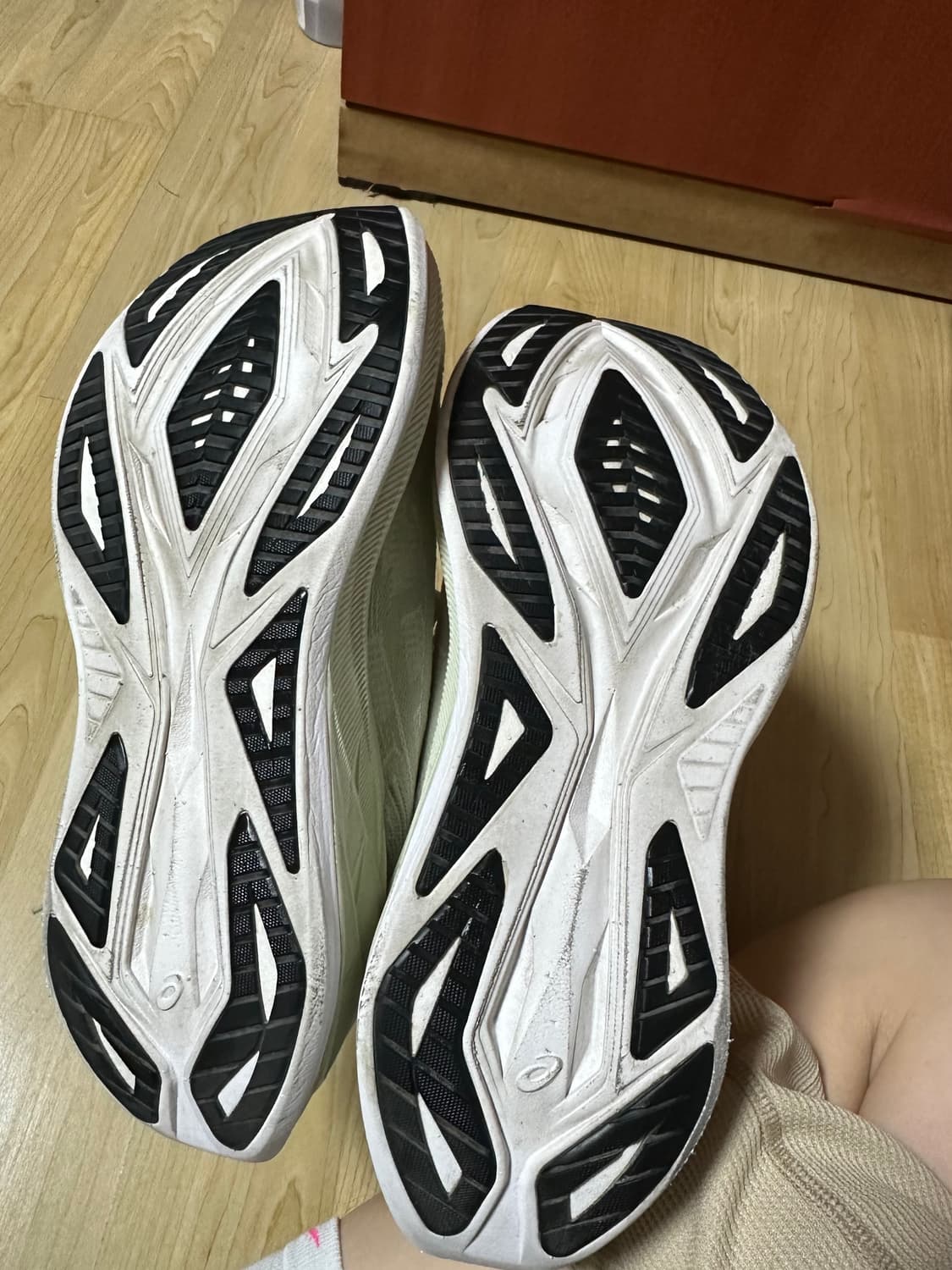 아식스 슈퍼블라스트2 세이지 270 상품이미지4