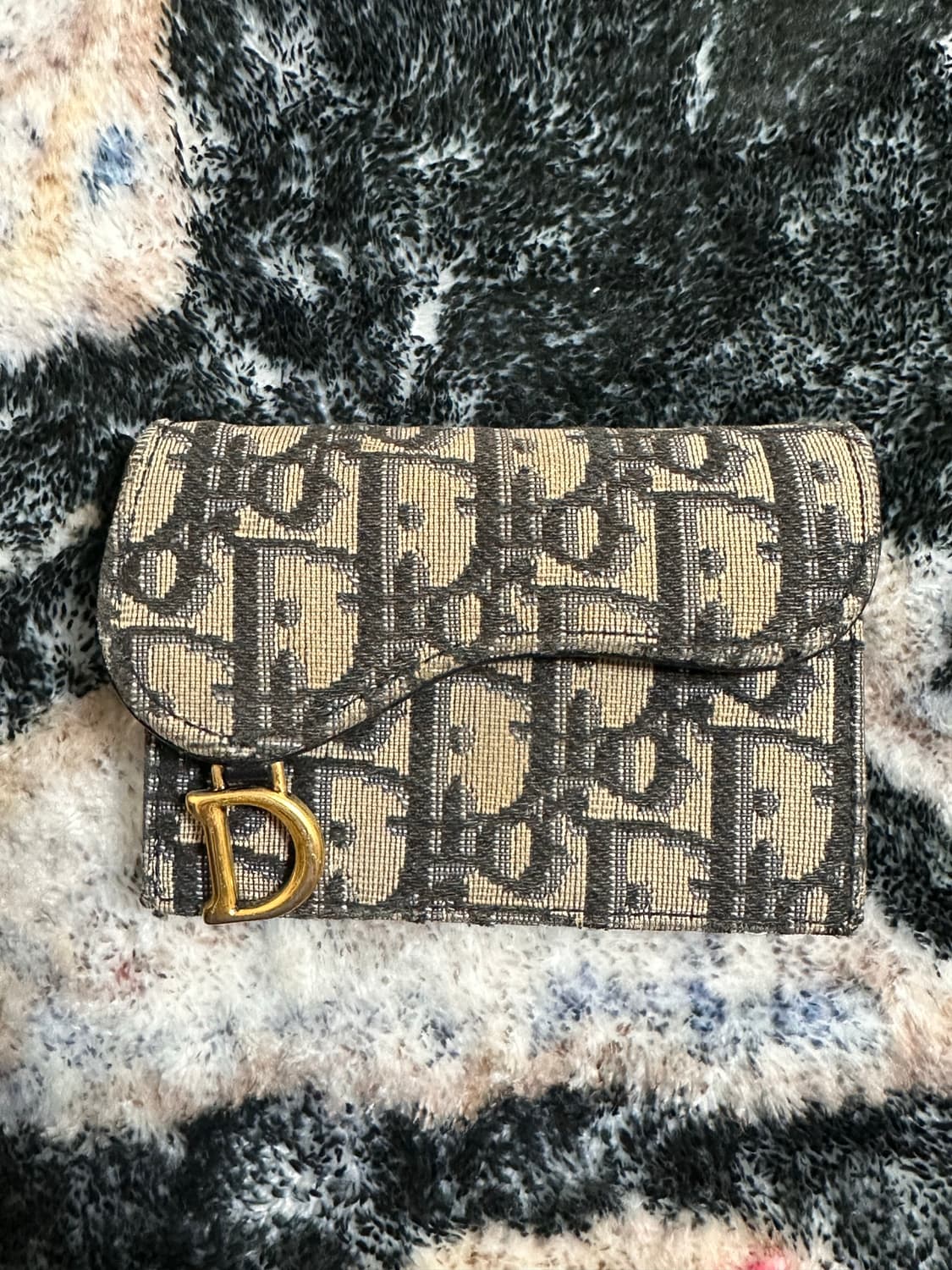 디올 오블리크 카드지갑 새들 블룸 카드지갑 상품이미지1