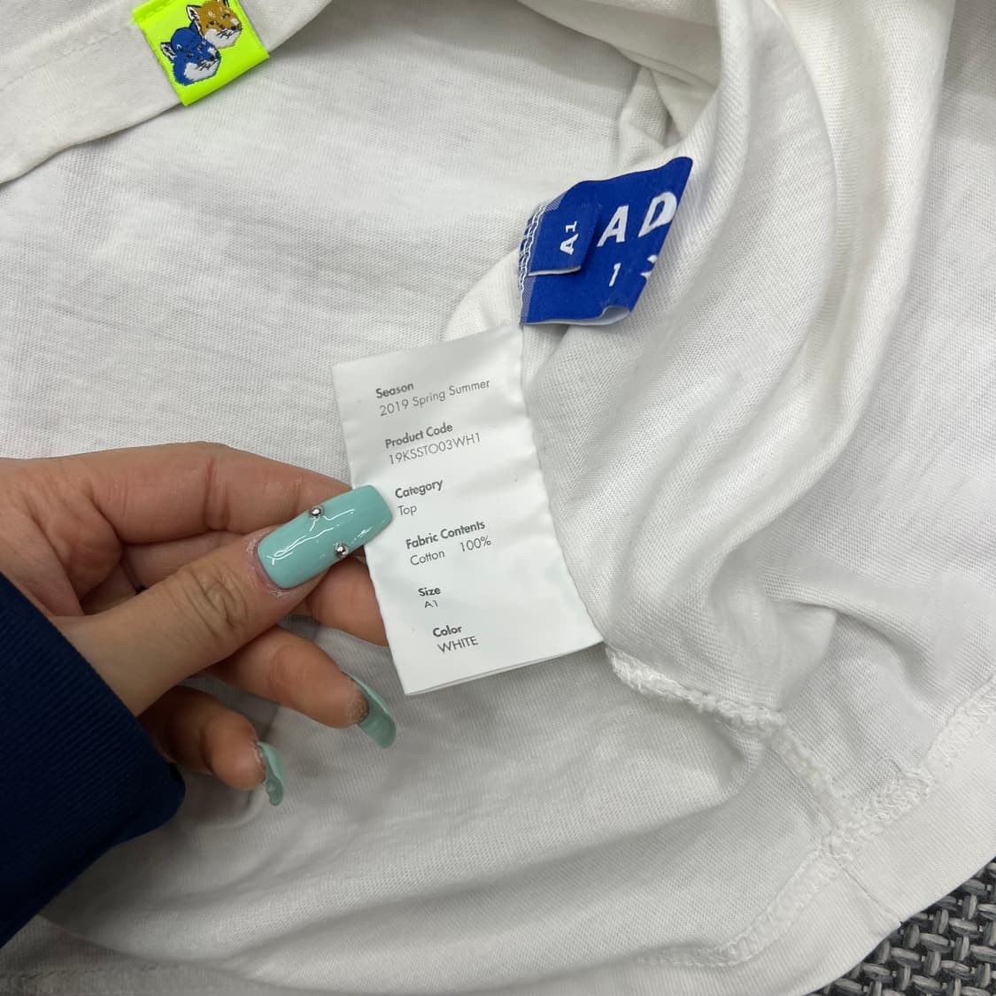아더에러 메종키츠네 화이트 반팔 상품이미지6