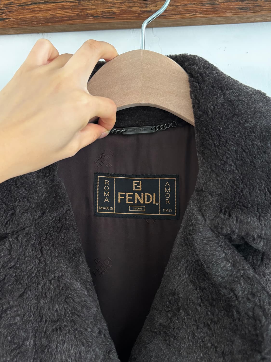 FENDI 펜디 페이크퍼 딥브라운 더블 코트 상품이미지8