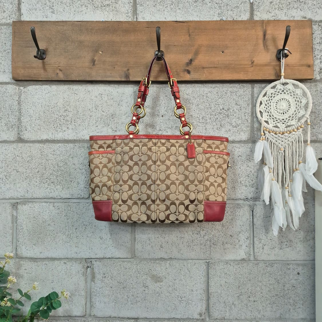 코치 시그니처 숄더백 상품이미지5