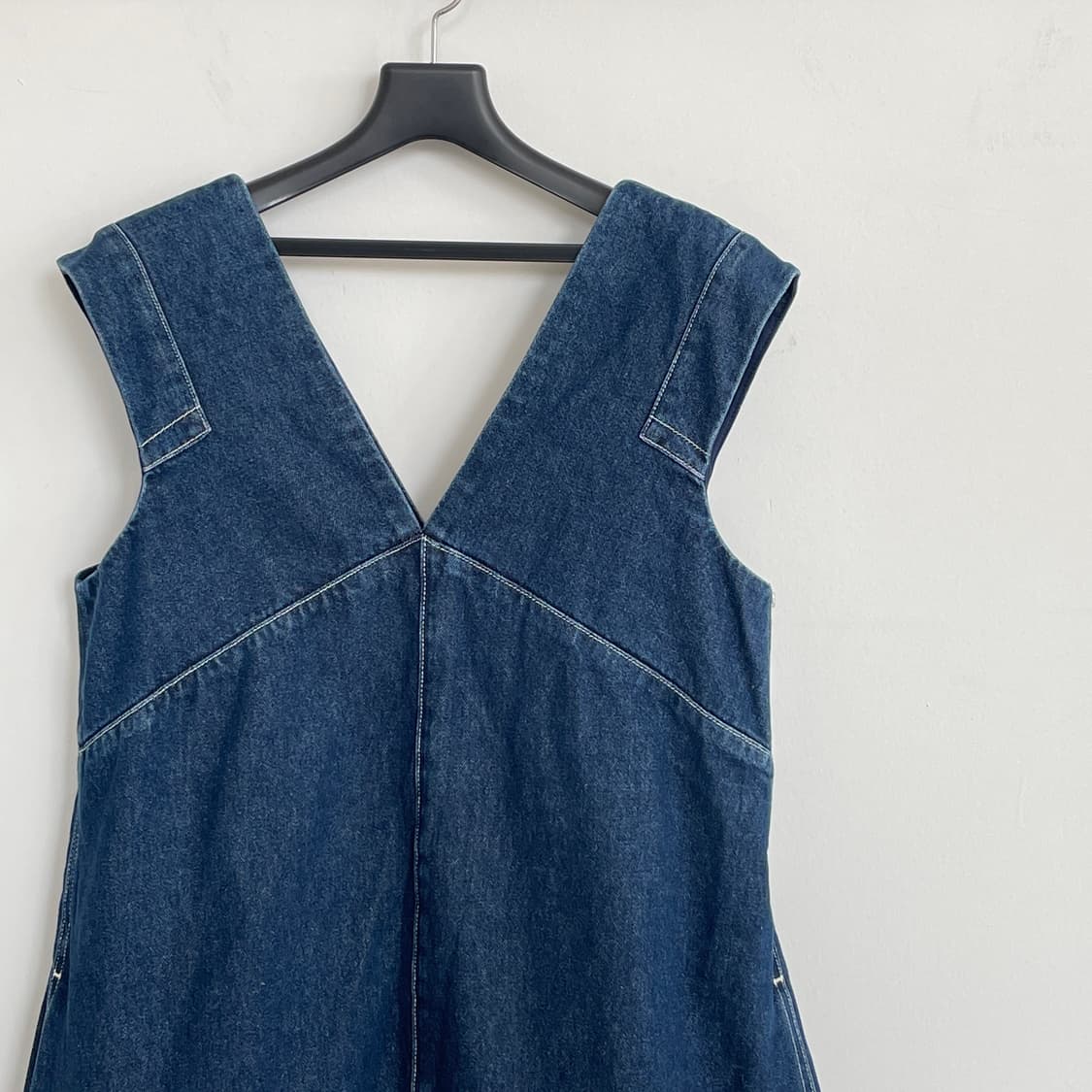 코스 데님 민소매 원피스 상품이미지3