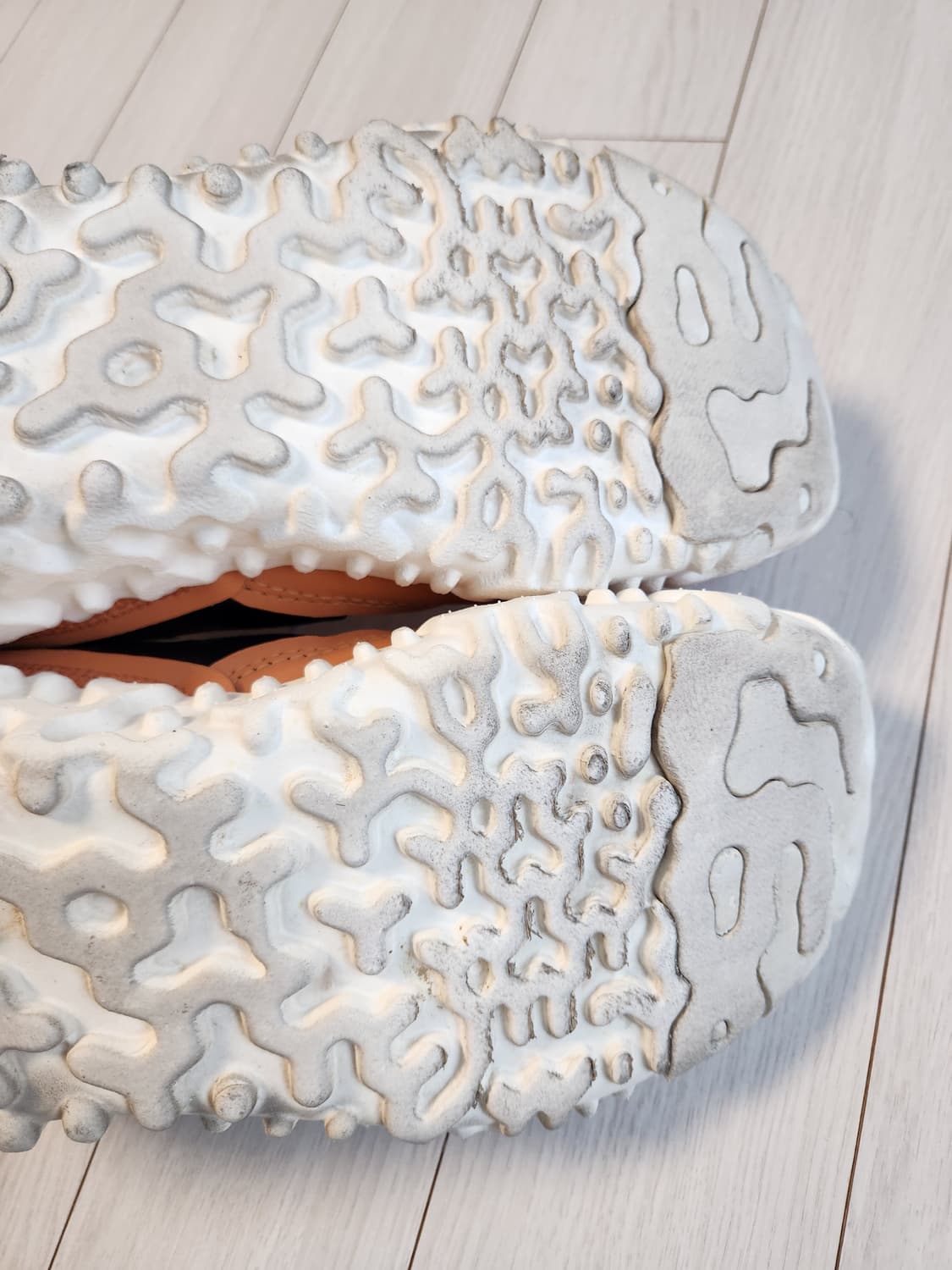 나이키 운동화 오버브레이크 핫 커리 스니커즈 사이즈250 상품이미지9