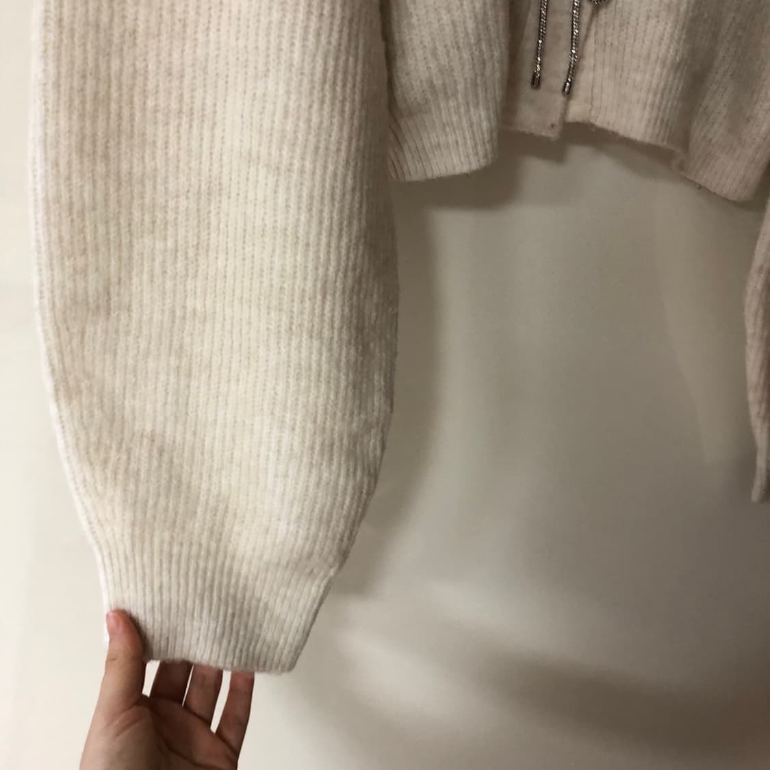 에이치엔엠 흐앤므 h&m 라인스톤 리본 가디건 출근룩 하객룩 벌룬 퍼프 상품이미지5