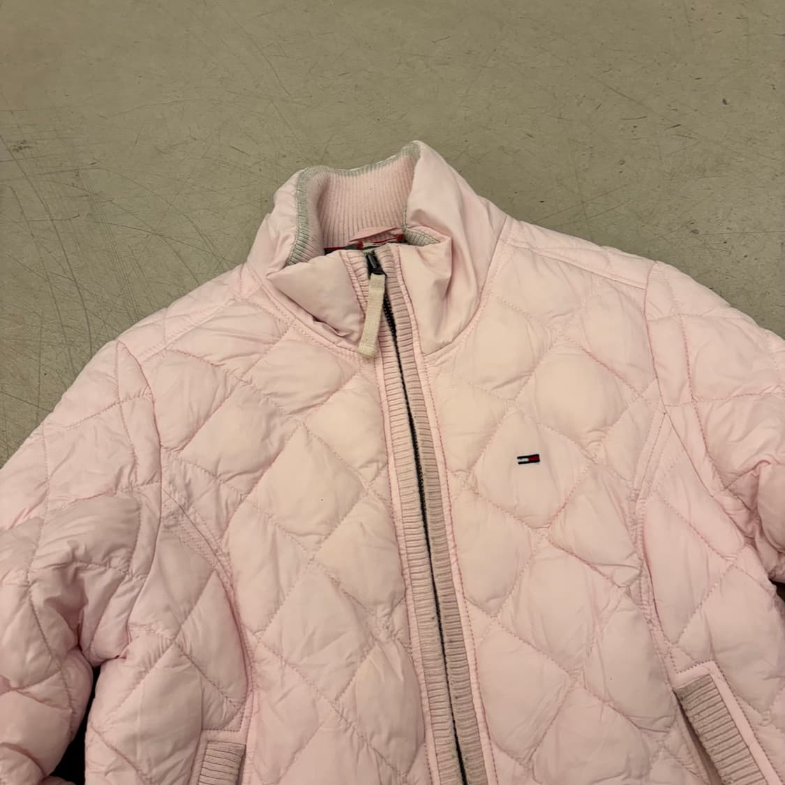 타미힐피거 핑크 퀼팅 패딩 상품이미지2