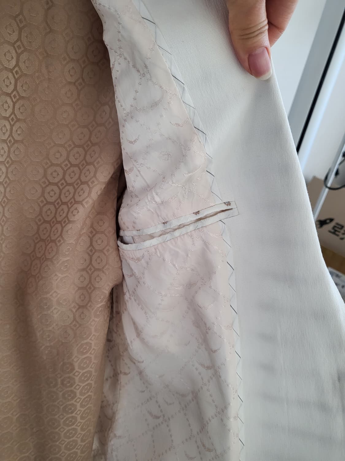 (최상급)Zadig&Voltaire VICTOR FLOWER 블레이저36 상품이미지5