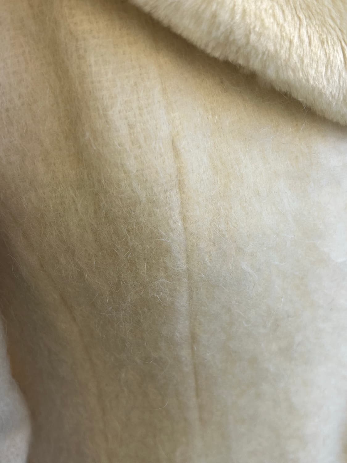 YETT’S 모헤어 퍼롱코트 상품이미지4