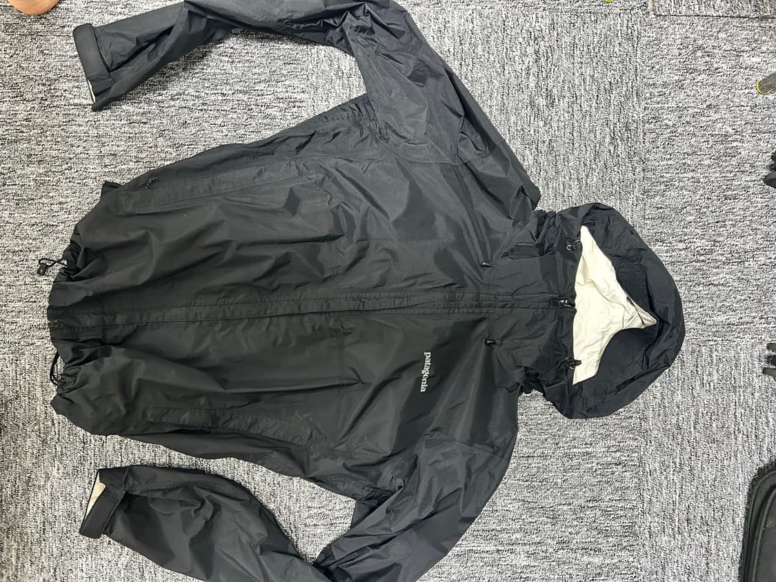 파타고니아 바람막이 상품이미지1