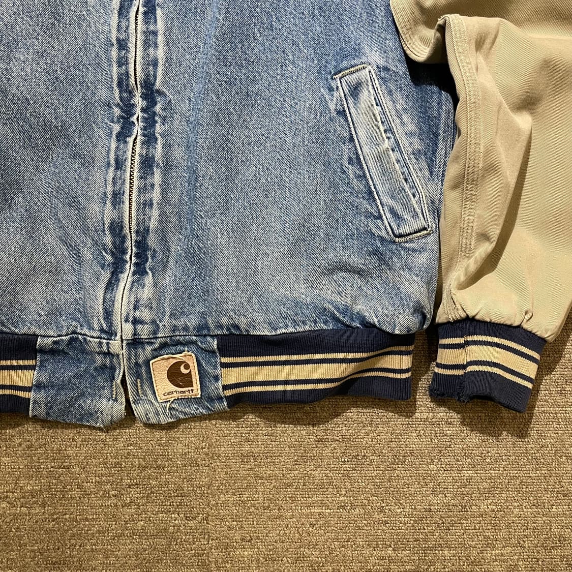 (M) Carhartt 칼하트 데님 바시티 자켓 상품이미지4