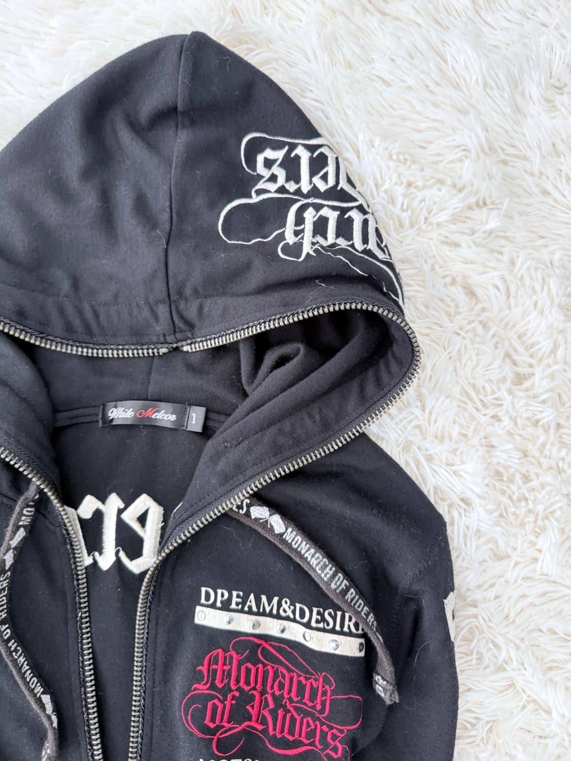 Y2K 펑크 레터링 스터드 투웨이 후드 집업 상품이미지3