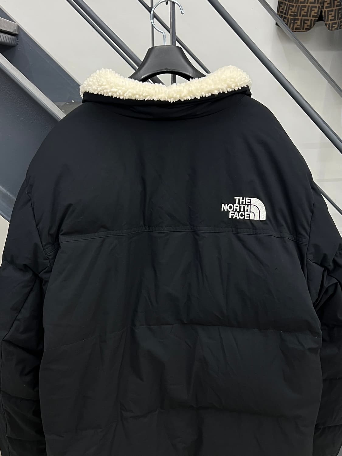 노스페이스 비베러 리버시블 패딩 자켓 상품이미지4