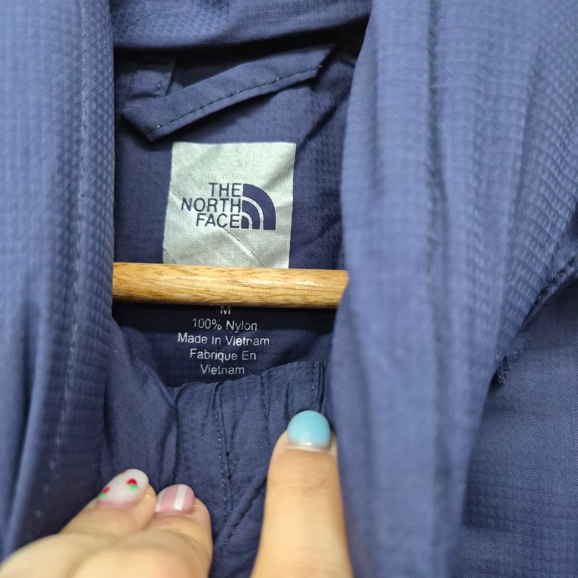 노스페이스 네이비 후드 패딩 자켓 남성 M 상품이미지4