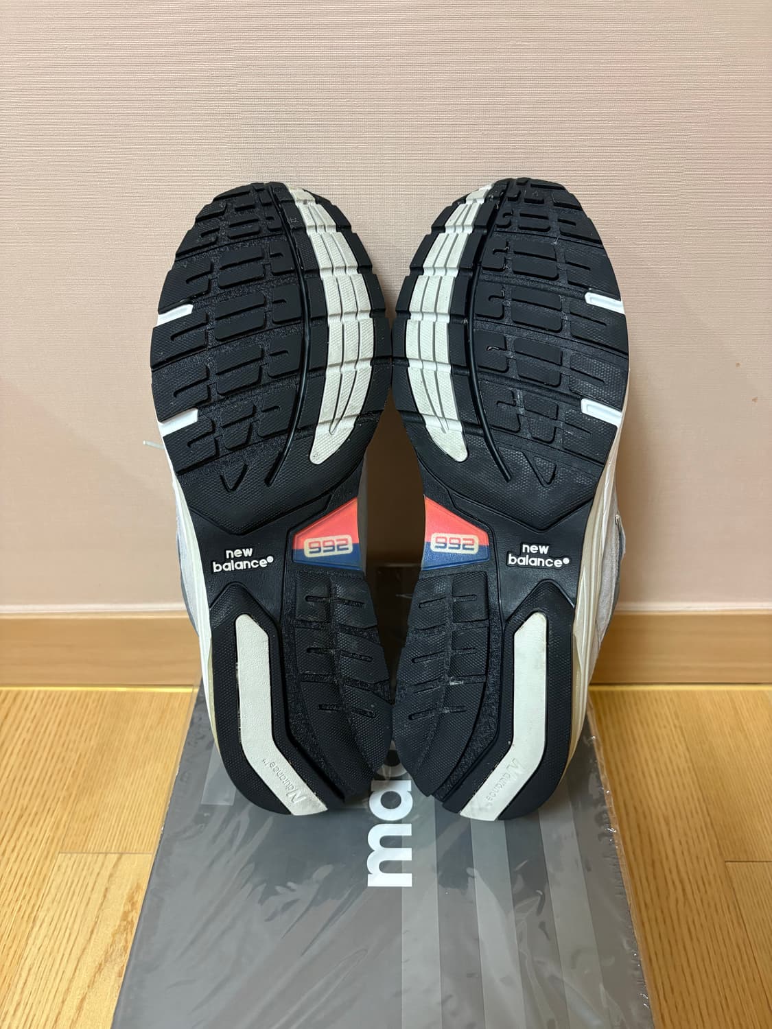 뉴발란스 992 그레이 상품이미지4