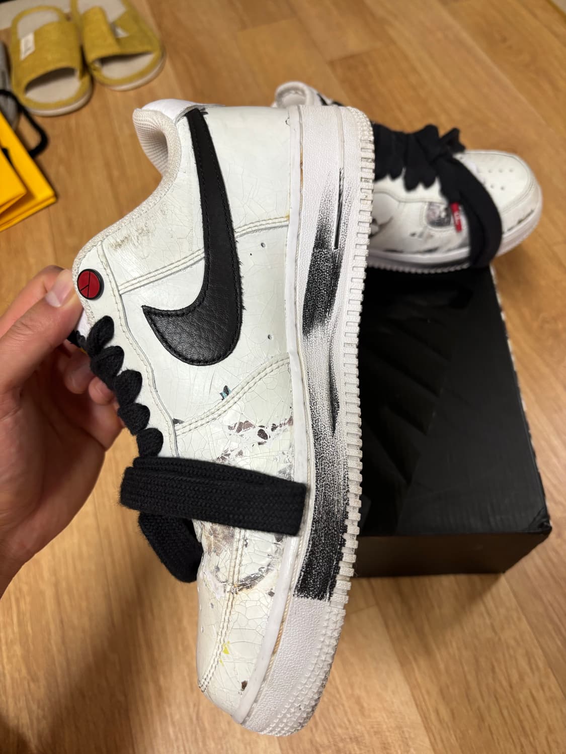 나이키 피스마이너스원 에어포스 260판매합니다 상품이미지5