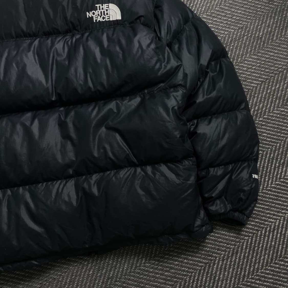 노스페이스 눕시 700 다운 푸퍼 패딩 블랙 y 4681 상품이미지7