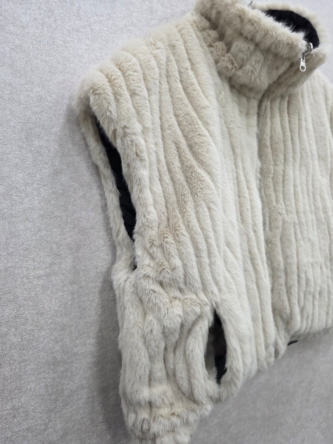 리버시블 퍼 패딩 베스트 상품이미지4