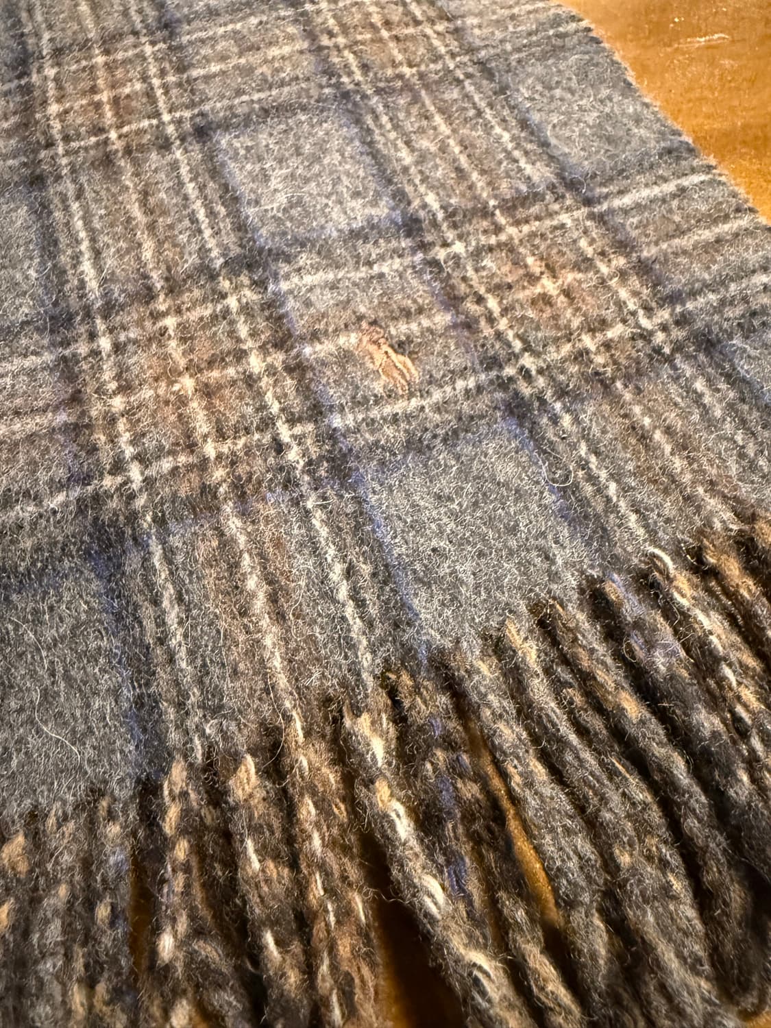 폴로랄프로렌 포니 자수 체크 울 머플러 브라운그레이 상품이미지3