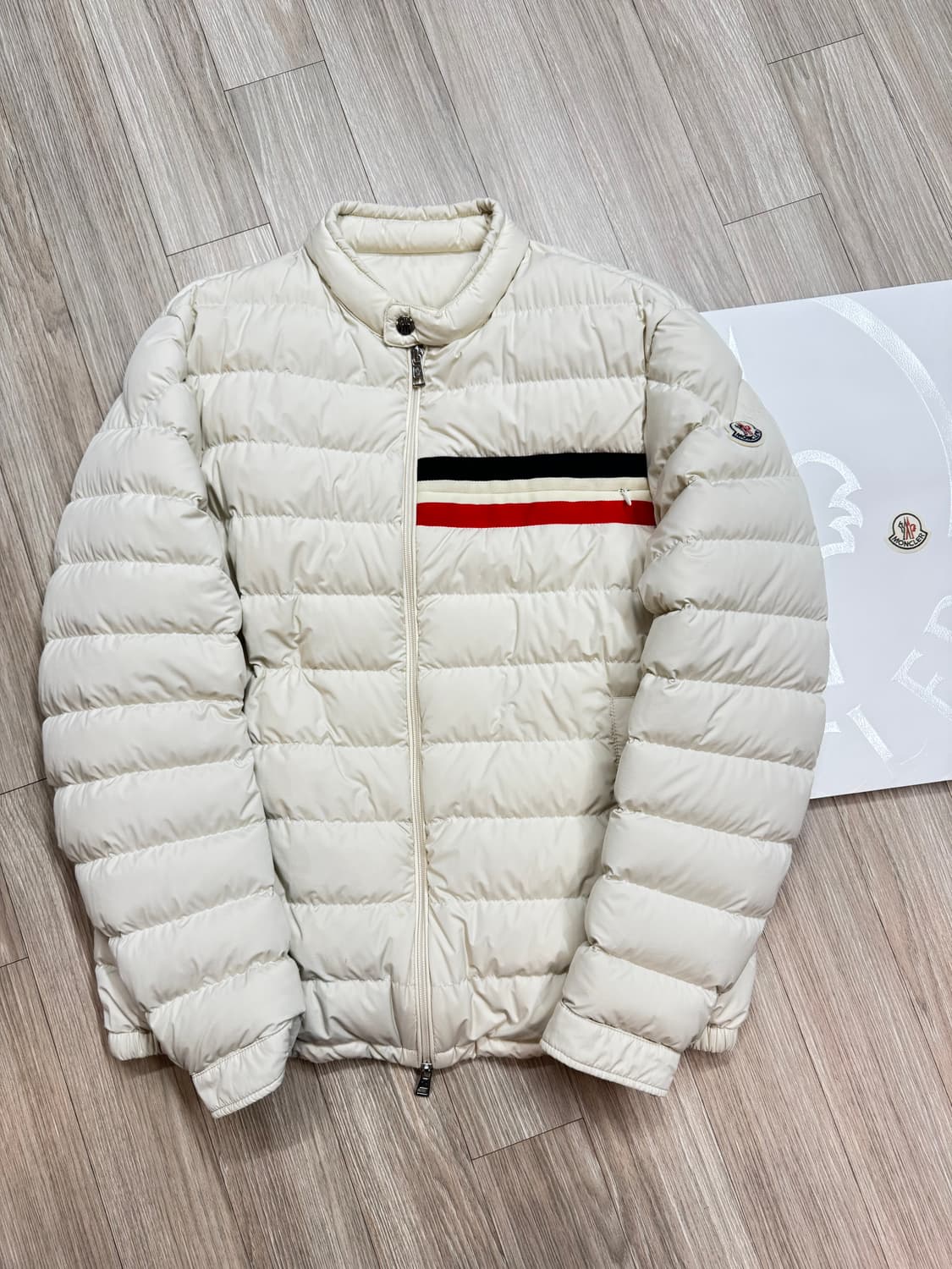 몽클레어 예레스 경량패딩 상품이미지2