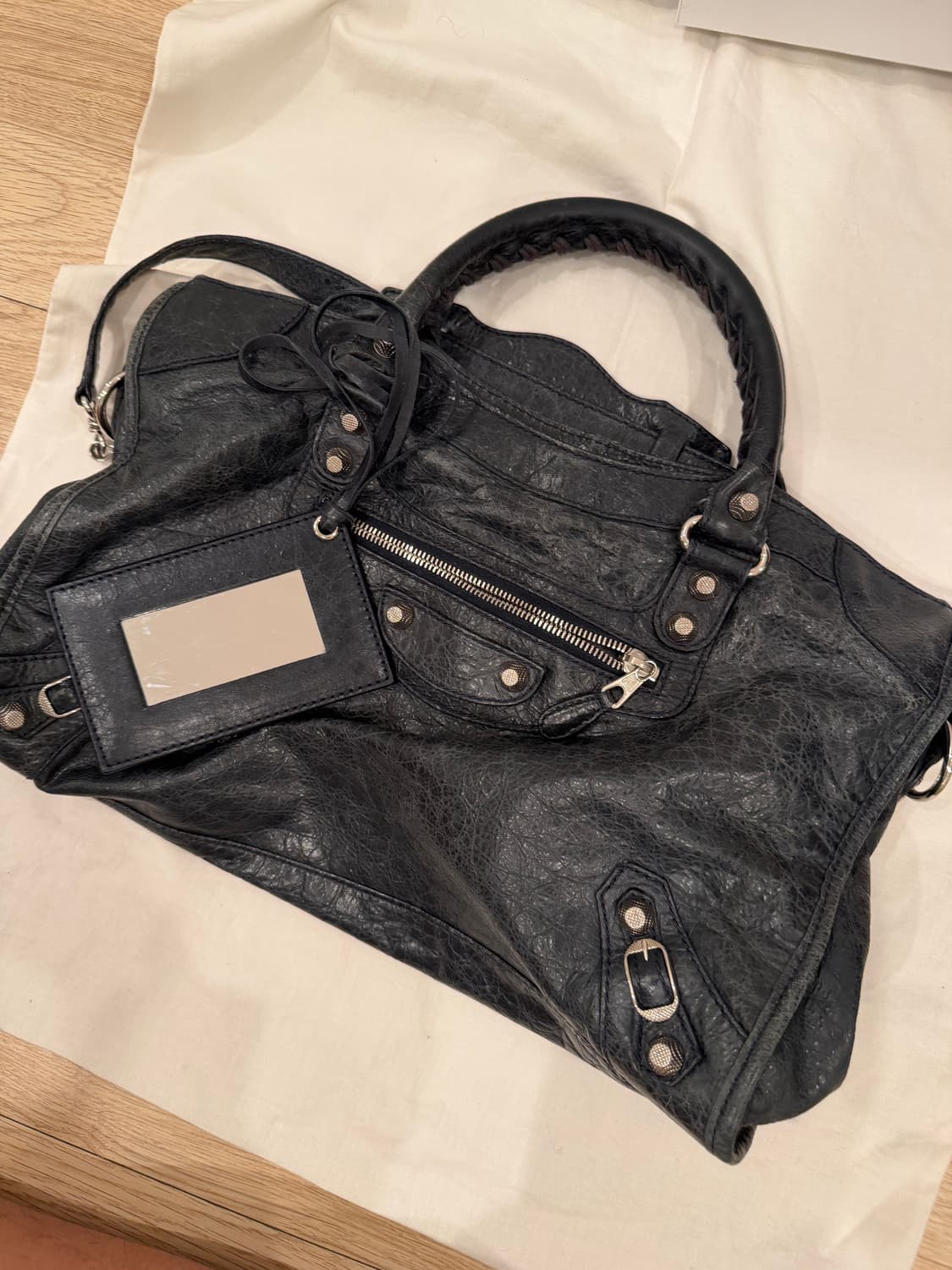 발렌시아가 시티백 상품이미지2