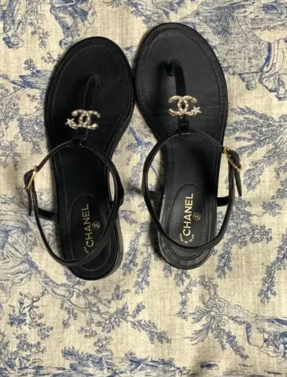샤넬 샌들  상품이미지4