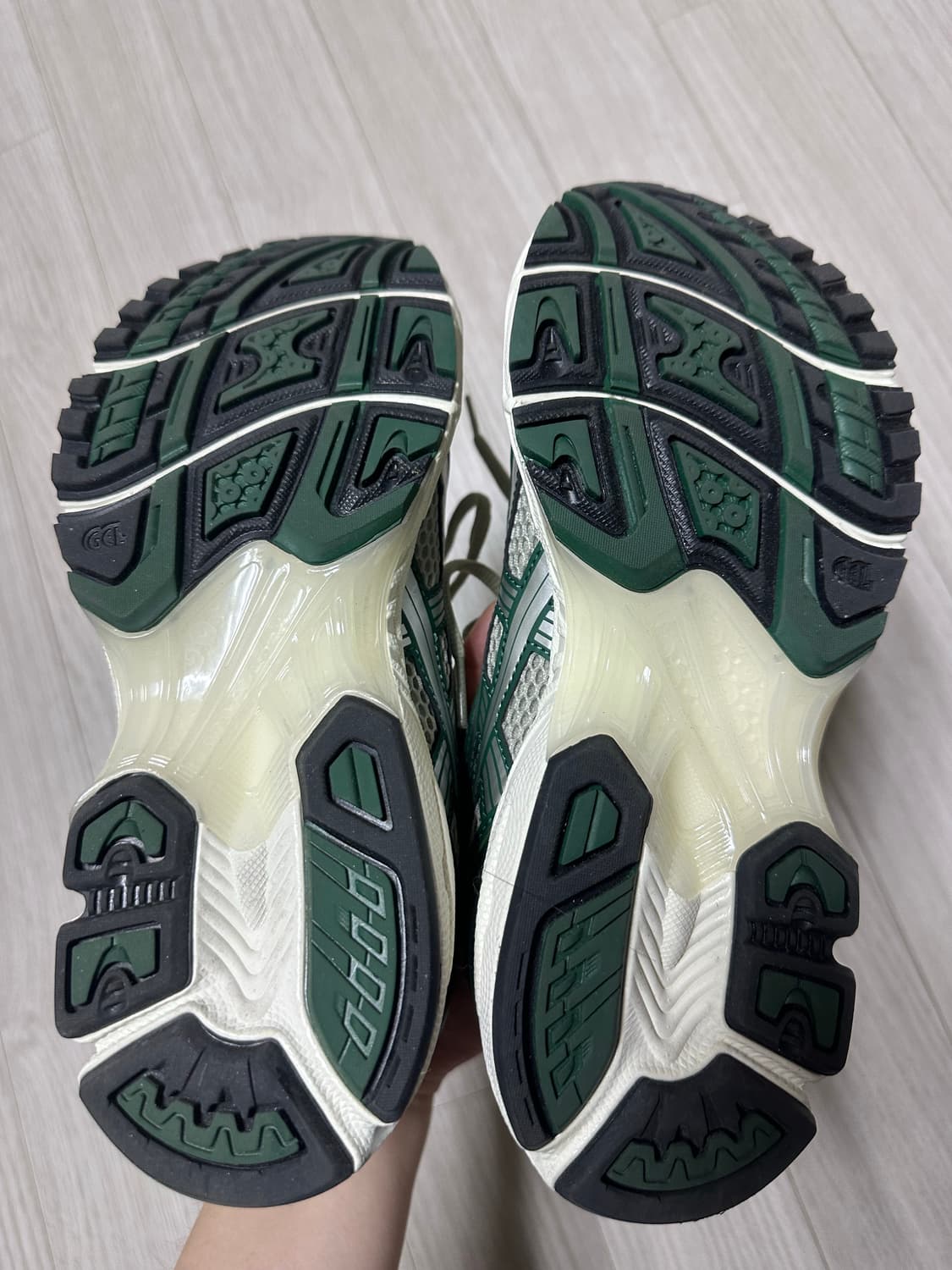 아식스 젤카야노14 드라이드 리프 그린 퓨어 실버 상품이미지2