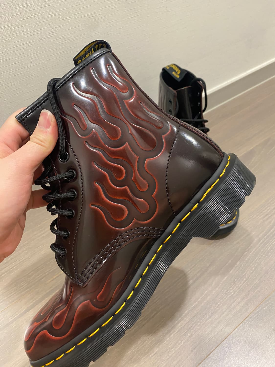 닥터마틴 인페르노 체리레드 상품이미지2