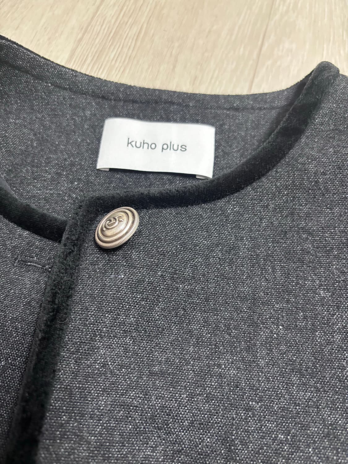 구호플러스 구플 벨벳 라운드 자켓 상품이미지2