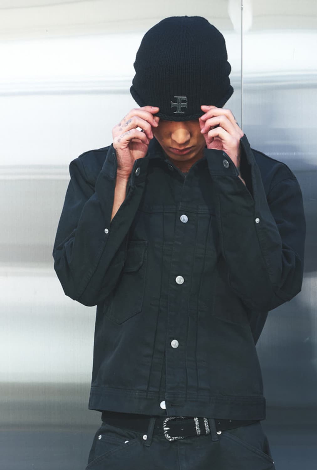 Farfromwhat  f charm beanie 상품이미지2