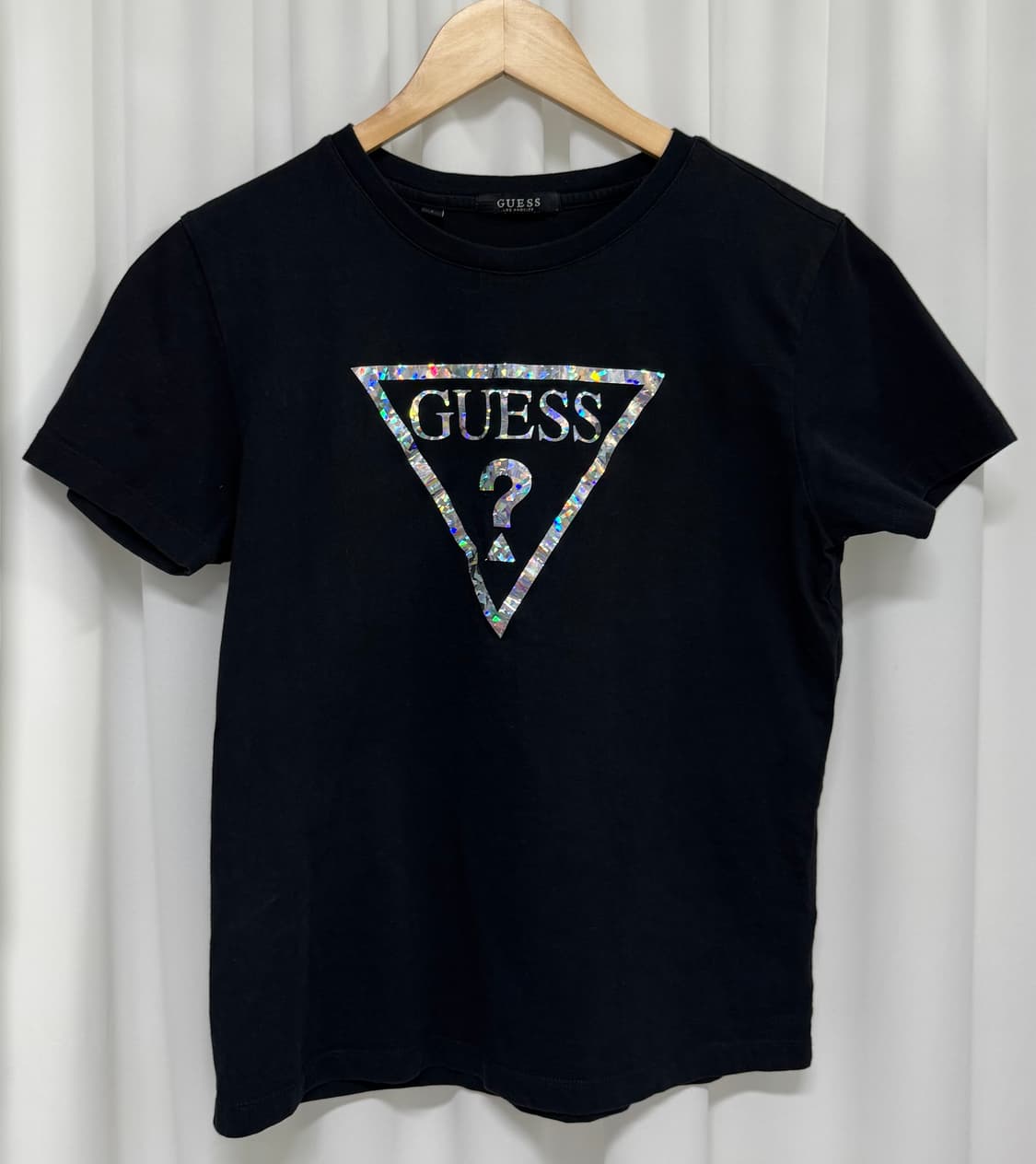 게스 홀로그램 블랙 반팔티 GUESS 상품이미지5