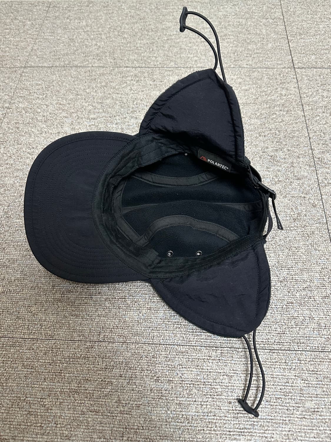 슈프림 폴라텍 이어플랩 캠프캡 블랙 상품이미지3