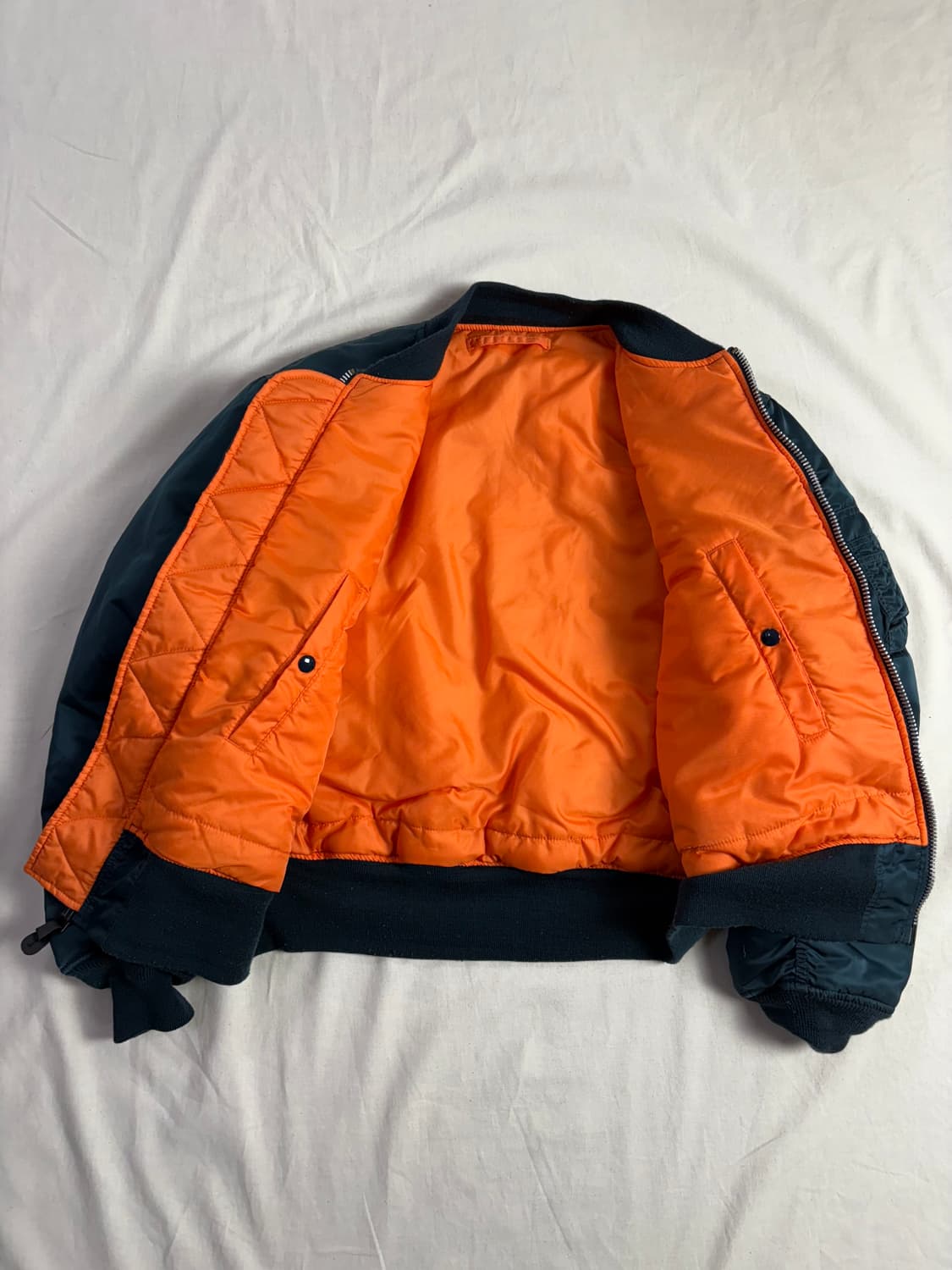 Alpha Industries 알파인더스트리 ma-1 봄버자켓 L 상품이미지3