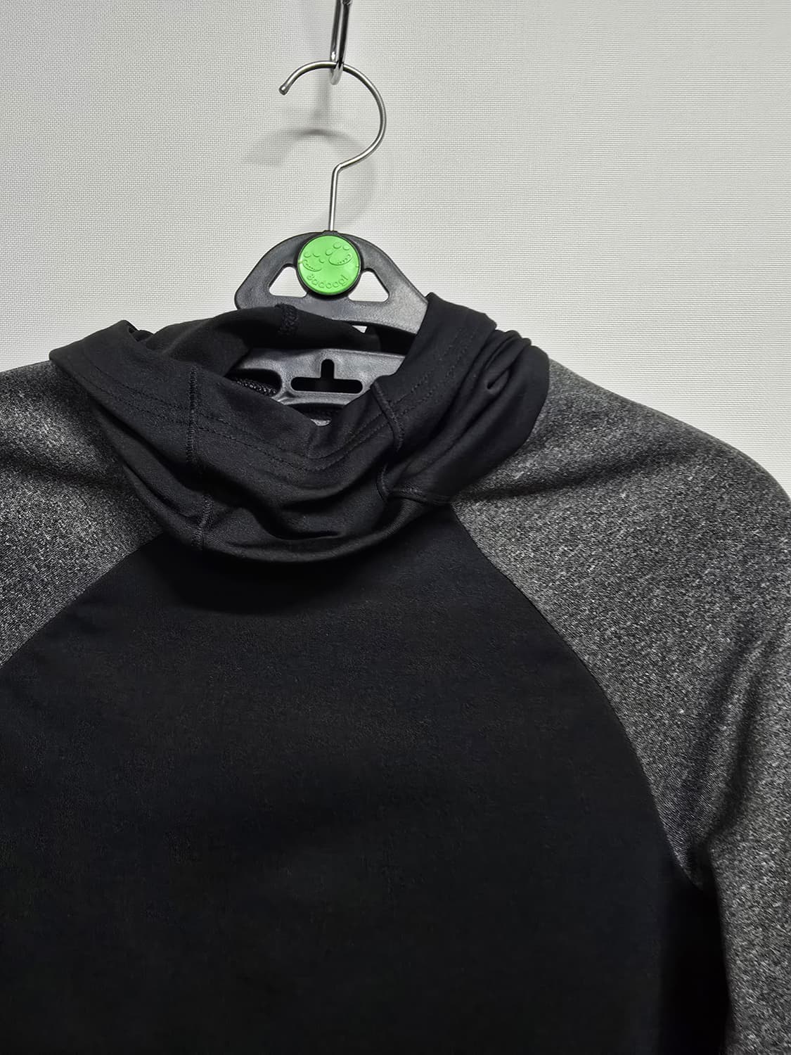 아디다스 여성 기모 짚업 블랙/회색 상품이미지2