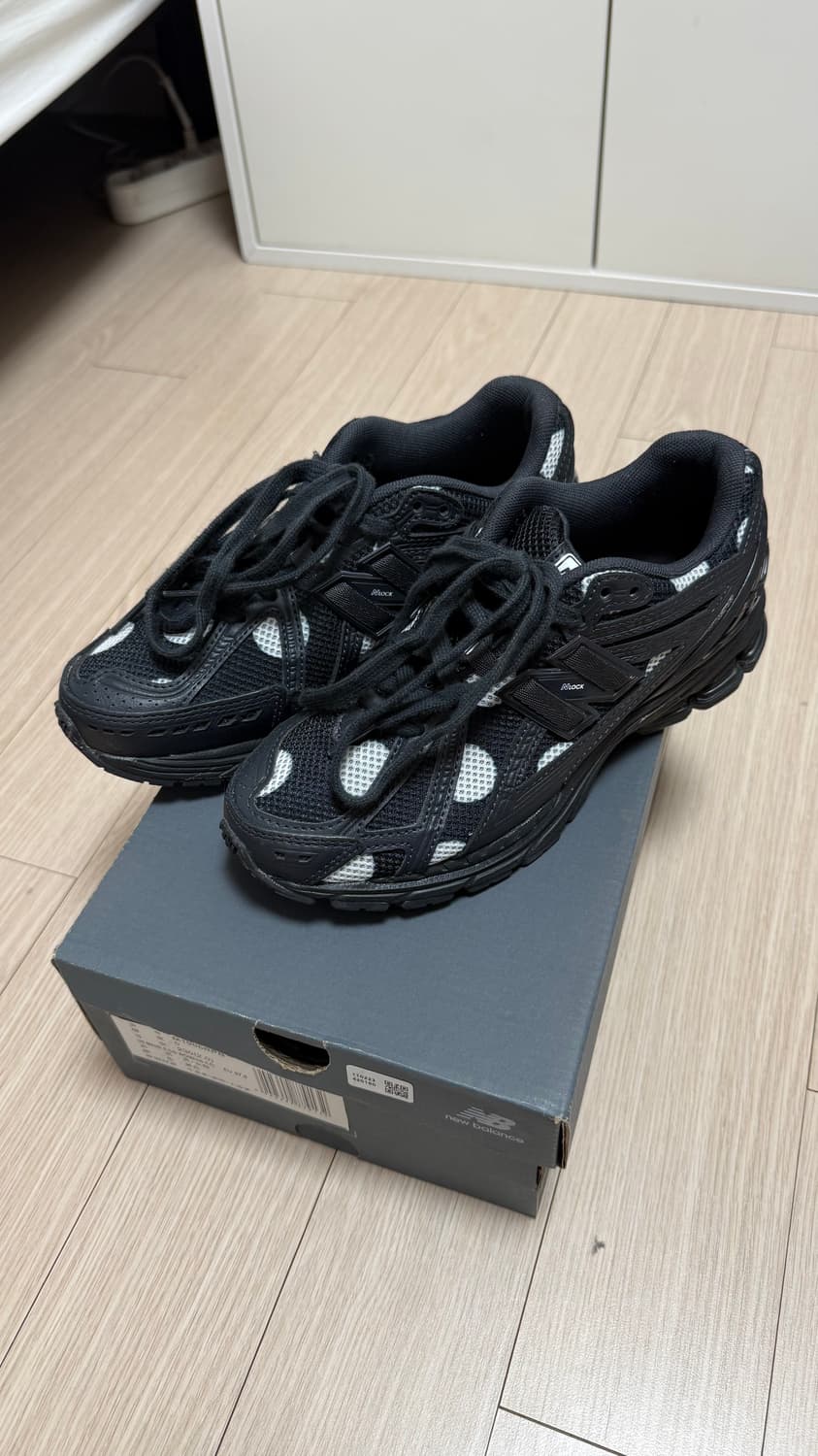 뉴발란스 1906R 폴카 닷 230 상품이미지1